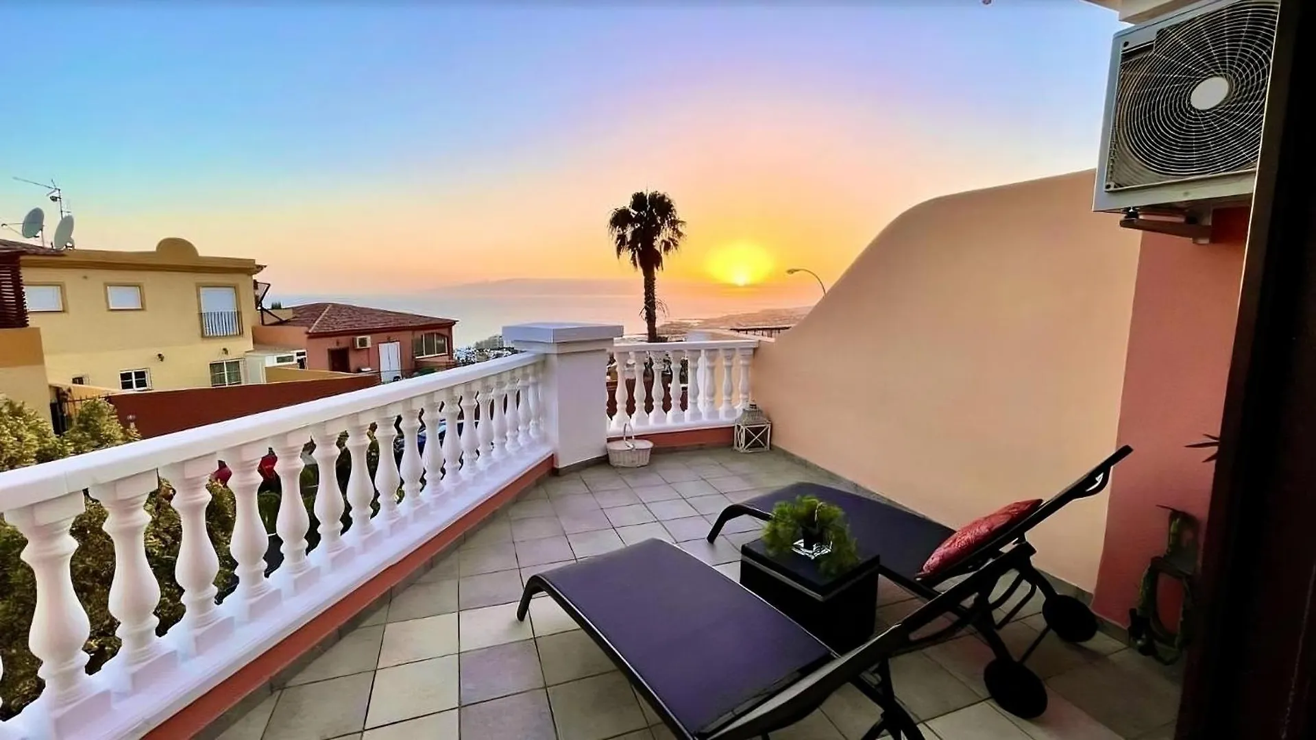 Ferienwohnung Amazing Duplex With Panoramic Ocean Views Costa Adeje
